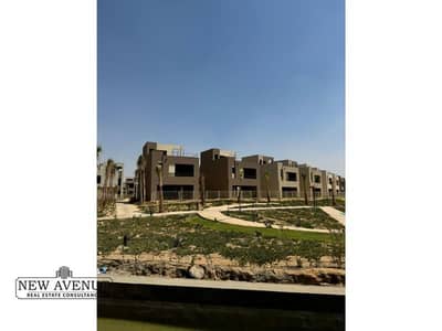 3 Bedroom Villa for Sale in 6th of October, Giza - 11. jfif. jpg