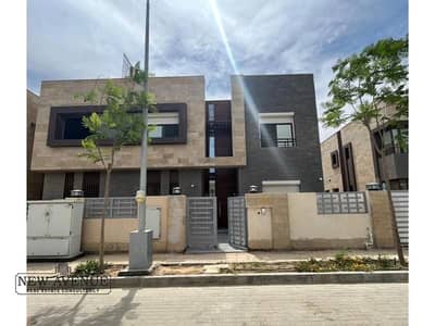 5 Bedroom Villa for Sale in New Cairo, Cairo - WhatsApp Image 2025-05-06 at 1.31. 09 PM. jpg