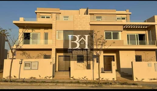 4 Bedroom Townhouse for Sale in 6th of October, Giza - IMG-20250507-WA0340. jpg