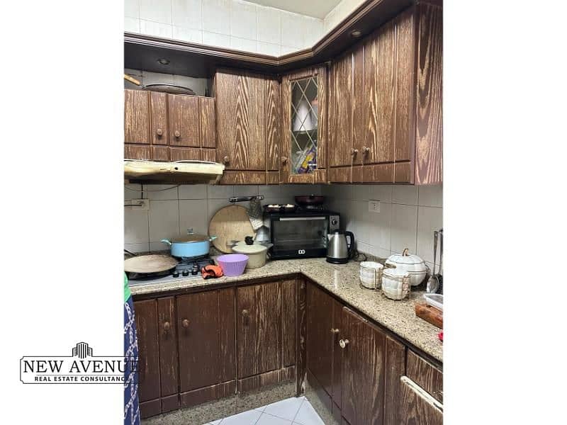 10 16f6667a-1fd5-42e5-8c79-7b041dec1954. jpg