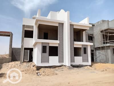 4 Bedroom Townhouse for Sale in Sheikh Zayed, Giza - 2. jpg