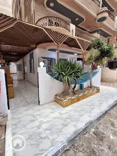 2 Bedroom Apartment for Sale in Nakheel, Alexandria - شقه أرضى بمدخل خاص فى شاطئ النخيل قلب الخدمات والأسواق دقائق للبحر