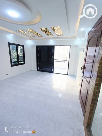 2 Bedroom Flat for Sale in Nakheel, Alexandria - شقة فى اسكندرية شاطىء النخيل بجوار البحر وفندق الدفاع الجوي/ مسجلة