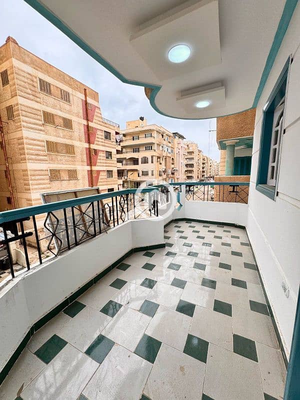 شقة فى اسكندرية شاطئ النخيل دقائق للبحر قريبة للأسواق مسجلة وعدادات شقة فى اسكندرية شاطئ النخيل دقائق للبحر قريبة للأسواق مسجلة وعدادات