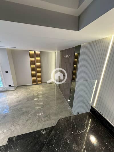 5 Bedroom Duplex for Sale in New Cairo, Cairo - 480289249_1344066106781904_8560690707404803690_n. jpg