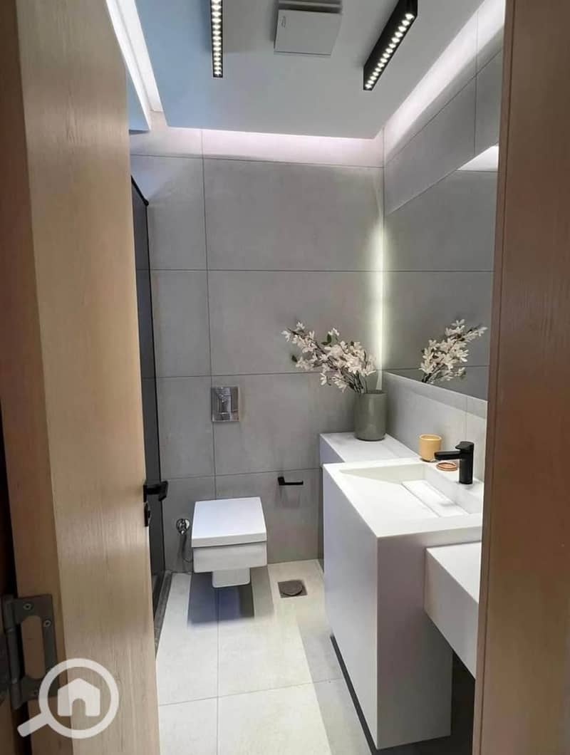 4 WhatsApp Image 2025-05-06 at 2.42. 50 PM (2). jpeg