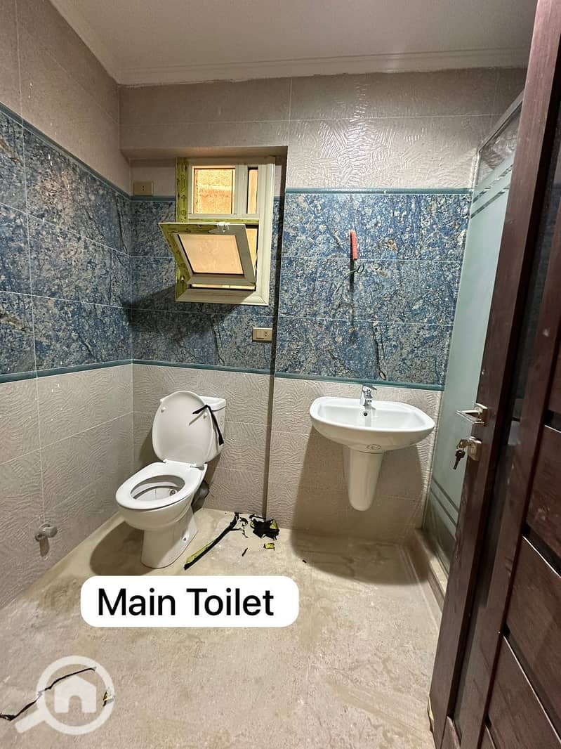 5 76ede244-1719-4ce0-b561-93ce3c160f71. jpg