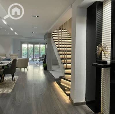 4 Bedroom Villa for Sale in 6th of October, Giza - WhatsApp Image 2025-05-08 at 4.32. 14 PM. jpeg