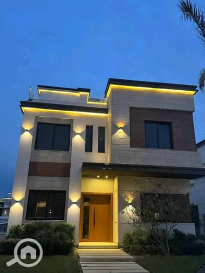 4 Bedroom Villa for Sale in New Cairo, Cairo - WhatsApp Image 2025-05-07 at 2.16. 00 PM (2). jpeg