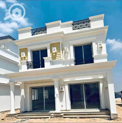 4 Bedroom Villa for Sale in 6th of October, Giza - WhatsApp Image 2025-05-07 at 4.29. 00 PM (2). jpeg