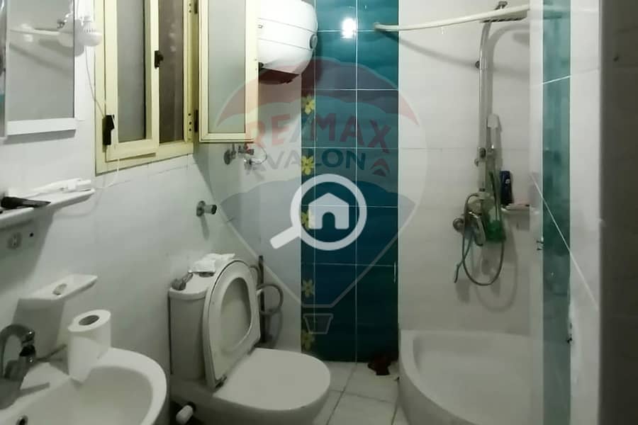 4 4. jpg