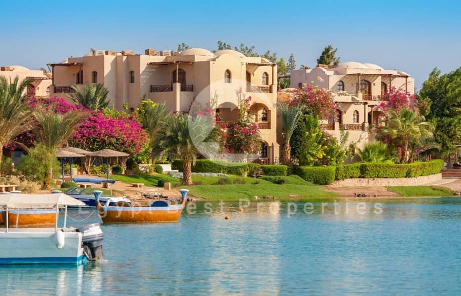9 19951El Gouna Lagune - Copy. jpeg