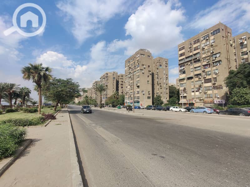 9 Maadi_Corniche. jpg