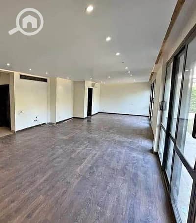 3 Bedroom Flat for Sale in Sheikh Zayed, Giza - 469769982_2647681852107220_8878207595676618966_n. jpg