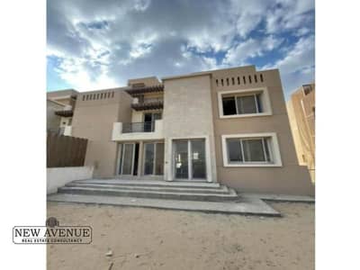 5 Bedroom Villa for Sale in New Cairo, Cairo - 2. jpg