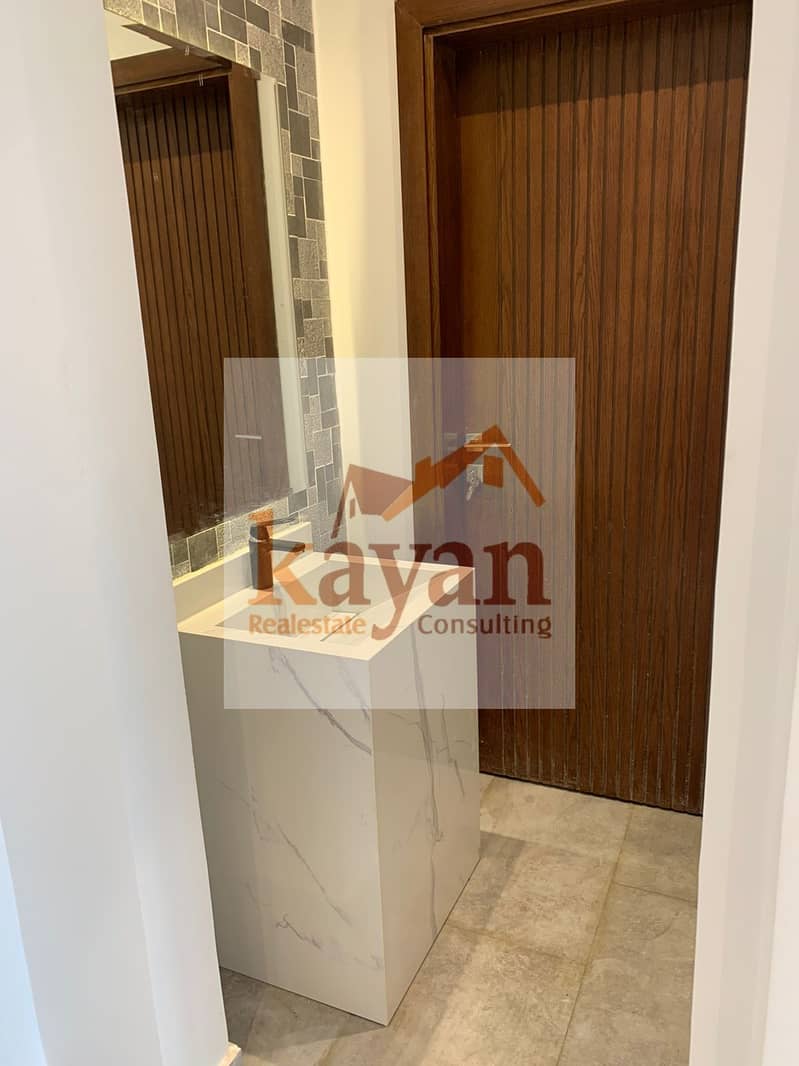 6 2162971f-a20d-44d9-98cf-f5dc4ca4f9c7. jpeg