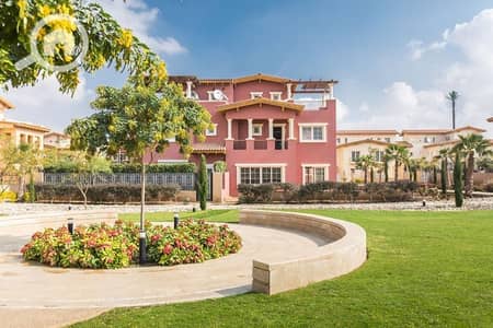 8 Bedroom Villa for Sale in New Cairo, Cairo - 78247890_10158337653650190_7389411178872569856_n. jpg