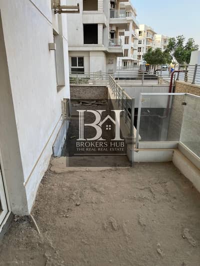 3 Bedroom Flat for Sale in 6th of October, Giza - IMG-20250511-WA0343. jpg