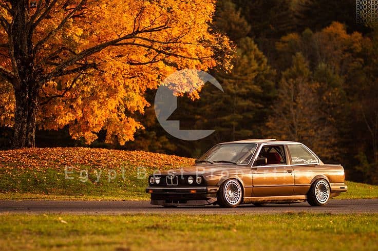 141 E30 Wallpaper. jpg