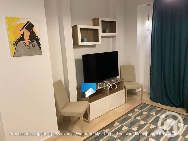 3 d8877496-6ebe-45de-9278-9e5923851b43. jpg
