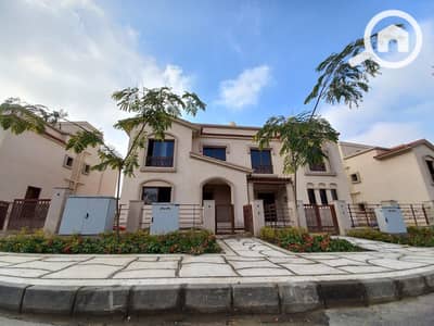 4 Bedroom Villa for Sale in Madinaty, Cairo - a816d961-f907-431f-87ee-c03fca20ef84. jpg