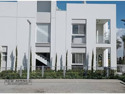 3 Bedroom Villa for Sale in Sheikh Zayed, Giza - WhatsApp Image 2025-05-07 at 2.34. 39 PM (1). jpg