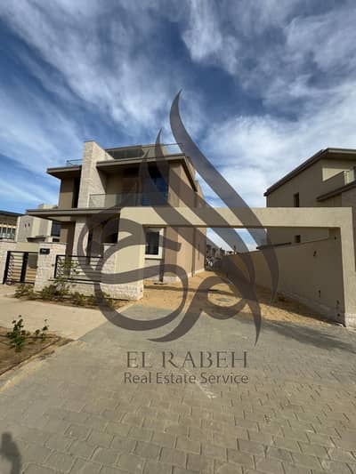 5 Bedroom Villa for Sale in Sheikh Zayed, Giza - IMG-20250511-WA0192. jpg