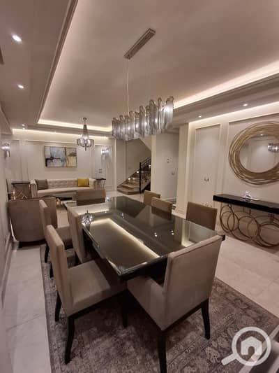 4 Bedroom Villa for Sale in Sheikh Zayed, Giza - 5c07cb94-ca66-401f-9487-398774a77267 (1). jpeg