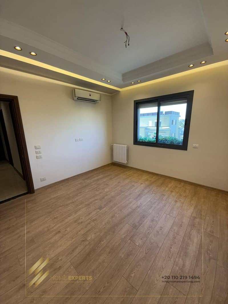 8 c1cb67d2-aed3-49c2-b276-ce82bf295d95. jpg