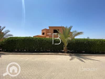 5 Bedroom Villa for Sale in 6th of October, Giza - 9a16c81f-36a0-4792-babe-16653f0a8b93. jpg
