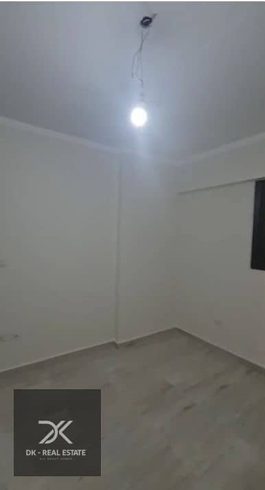 8 6. PNG