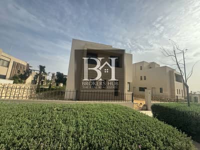 5 Bedroom Villa for Sale in 6th of October, Giza - IMG-20250512-WA0114. jpg