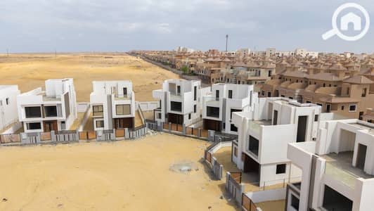 4 Bedroom Townhouse for Sale in 6th of October, Giza - DJI_20250322122631_0082_D. jpg