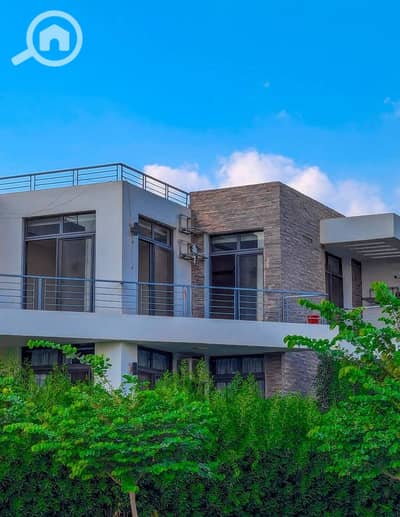 3 Bedroom Flat for Sale in New Cairo, Cairo - 489329292_122207304710090237_7254501493760051220_n. jpg