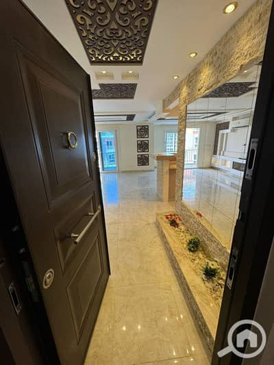 3 Bedroom Flat for Sale in Sheikh Zayed, Giza - IMG-20250415-WA0053. jpg