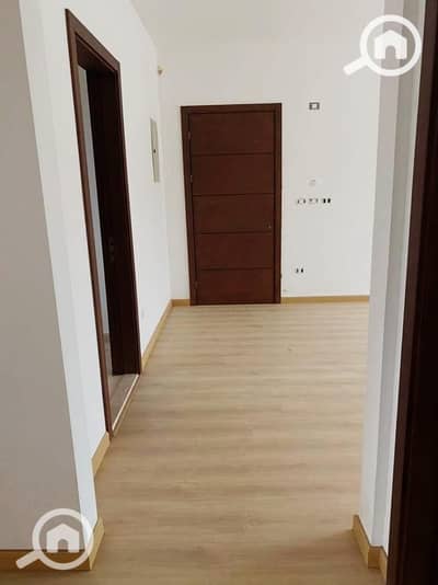 3 Bedroom Apartment for Sale in 6th of October, Giza - IMG-20231129-WA0240. jpg