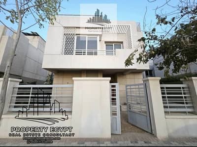 5 Bedroom Villa for Sale in Sheikh Zayed, Giza - WhatsApp Image 2025-05-12 at 1.46. 25 PM. jpeg