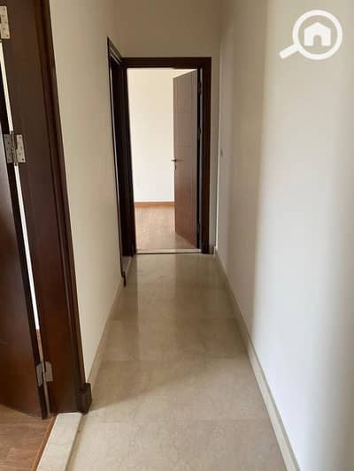 شقة 3 غرف نوم للايجار في الشيخ زايد، الجيزة - IMG-20250512-WA0108. jpg