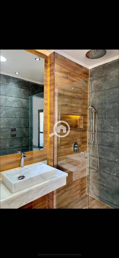 3 Bedroom Flat for Sale in Sheikh Zayed, Giza - IMG-20250512-WA0123. jpg