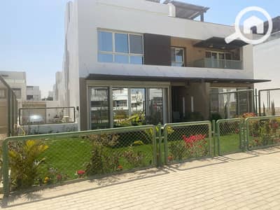 4 Bedroom Villa for Sale in 6th of October, Giza - IMG-20250421-WA0025. jpg