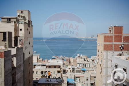 3 Bedroom Flat for Sale in Ras El Tin, Alexandria - 1. jpg