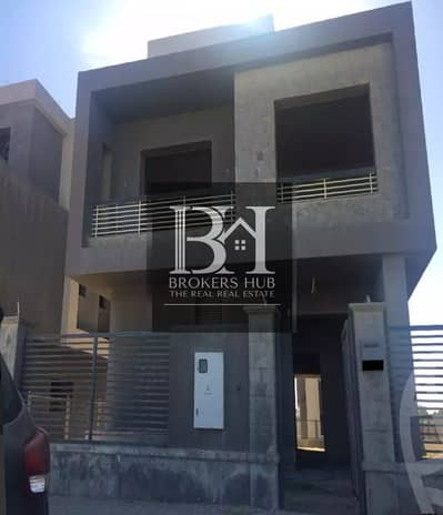5 Bedroom Villa for Sale in 6th of October, Giza - WhatsApp Image 2025-05-14 at 00.15. 17_6a036574. jpg