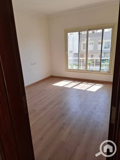 4 Bedroom Townhouse for Sale in 6th of October, Giza - WhatsApp Image 2025-04-25 at 5.03. 20 PM (5). jpeg