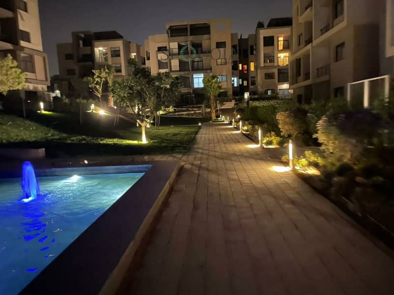 9 Vth Square Live Photos - Apts. _25. jpg