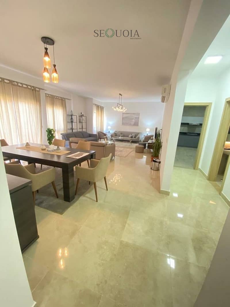 14 Vth Square Live Photos - Apts. _39. jpg