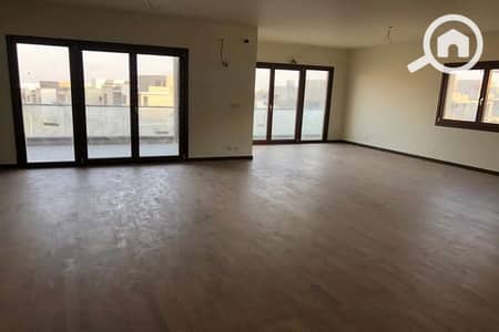 4 Bedroom Flat for Sale in 6th of October, Giza - FB_IMG_1740050311339_900x600. jpg