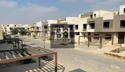 تاون هاوس 3 غرف نوم للبيع في 6 أكتوبر، الجيزة - 227ddd8a99184cc889ad4ef60cf54b90. jpg