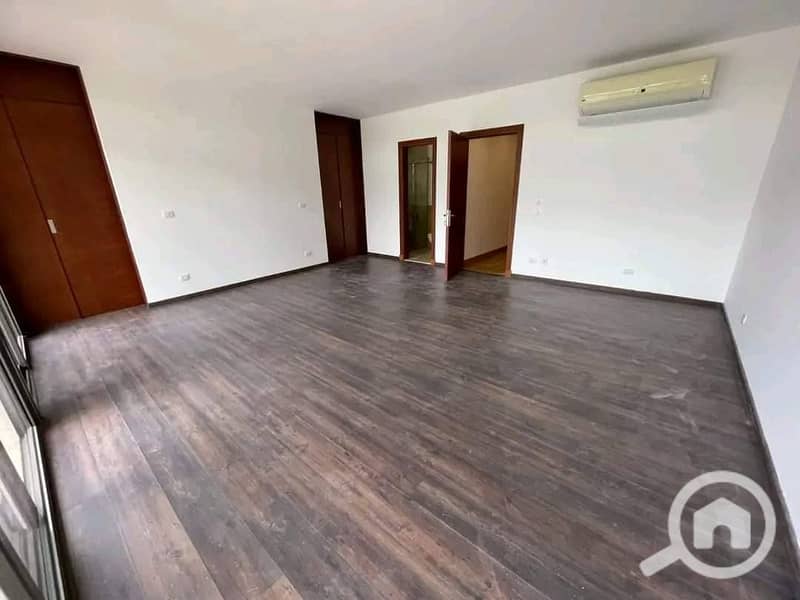 4 477719112_1671773530219462_5819754285710642222_n. jpg