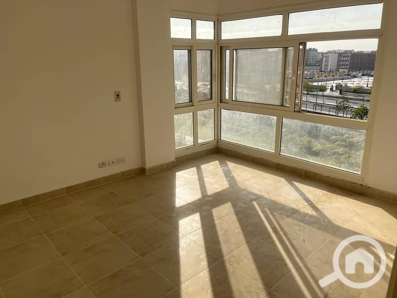 8 WhatsApp Image 2025-04-22 at 5.17. 36 PM (1). jpeg