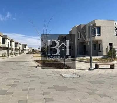 3 Bedroom Townhouse for Sale in 6th of October, Giza - ec8b1e44d5fc4882b7a6774e2ef910d4. jpg